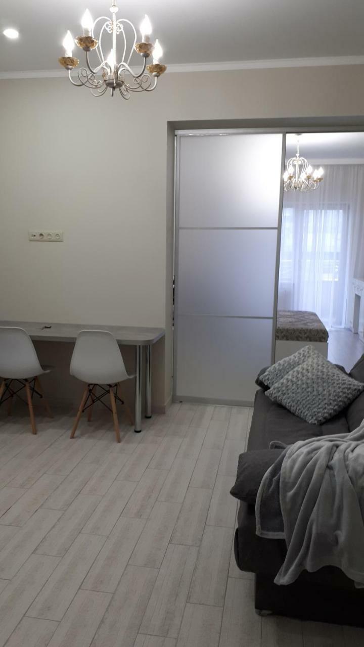 White Lily Apartamento Odessa Exterior foto